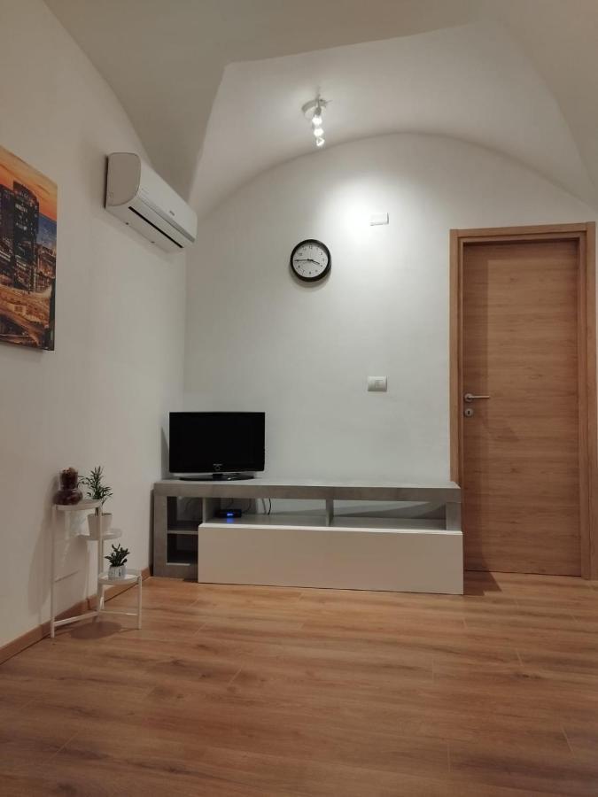 Apartament The First Luccoli Garibaldi Rolli Genua Zewnętrze zdjęcie