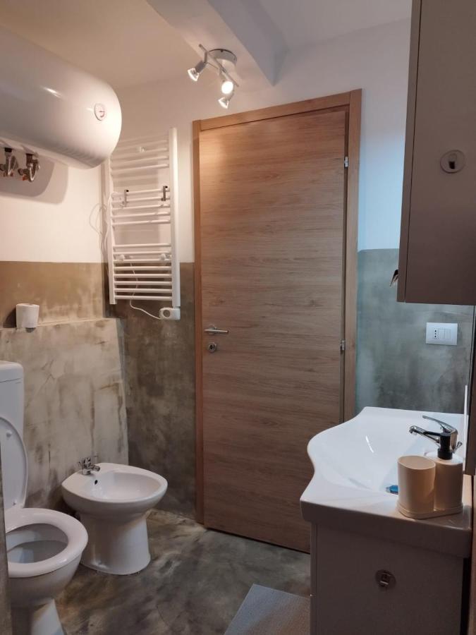 Apartament The First Luccoli Garibaldi Rolli Genua Zewnętrze zdjęcie