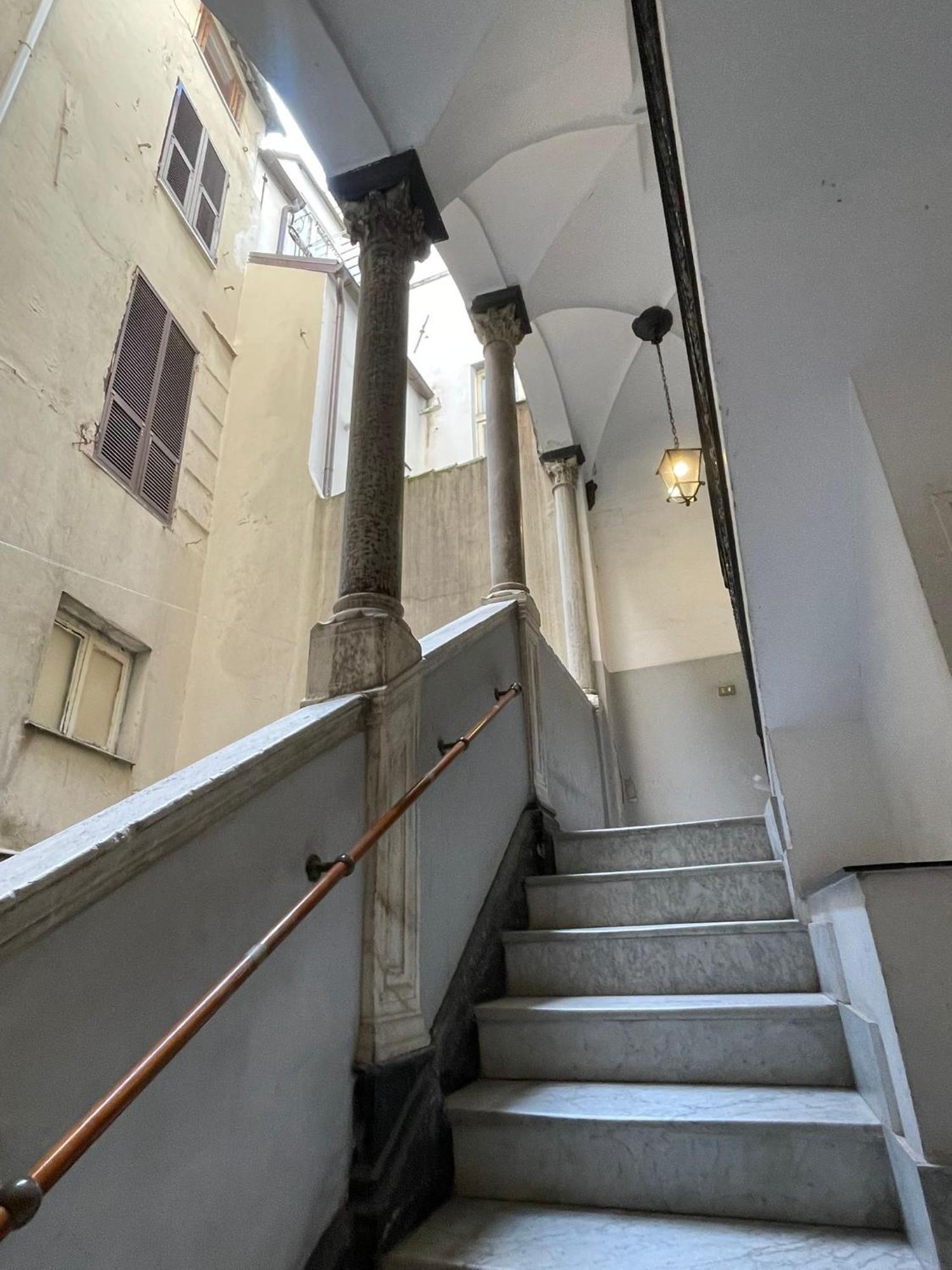 Apartament The First Luccoli Garibaldi Rolli Genua Zewnętrze zdjęcie